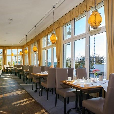 Strandhotel Prinz Von Preussen ツィノヴィッツ エクステリア 写真