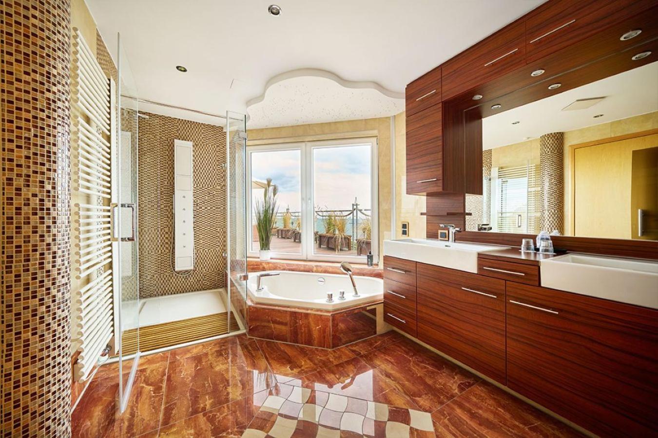 Strandhotel Prinz Von Preussen ツィノヴィッツ エクステリア 写真