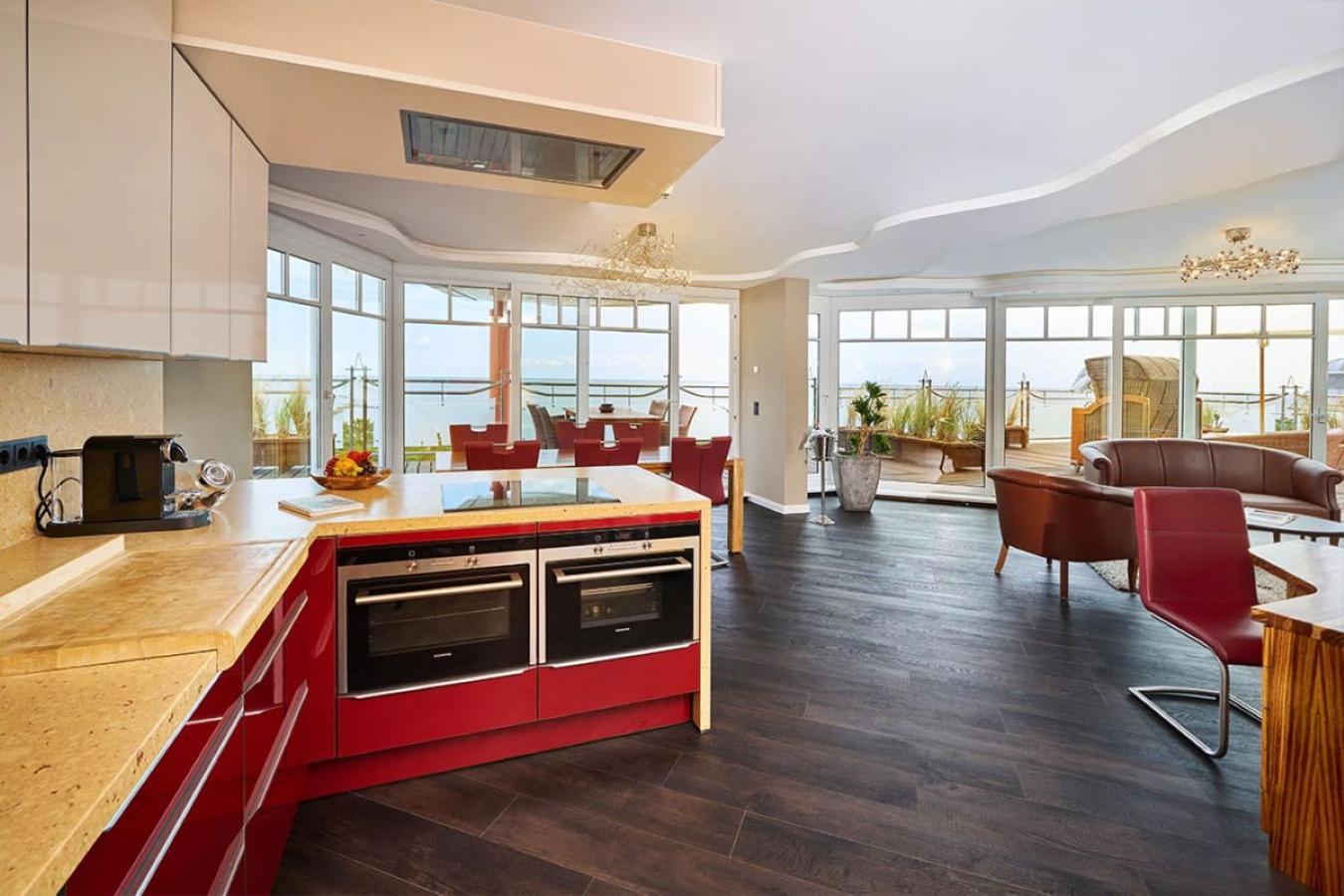 Strandhotel Prinz Von Preussen ツィノヴィッツ エクステリア 写真